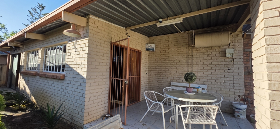 3 Bedroom Property for Sale in Naudeville Free State
